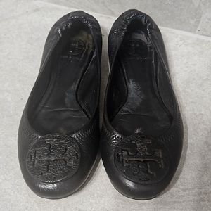Tory Burch Leather ballet flat